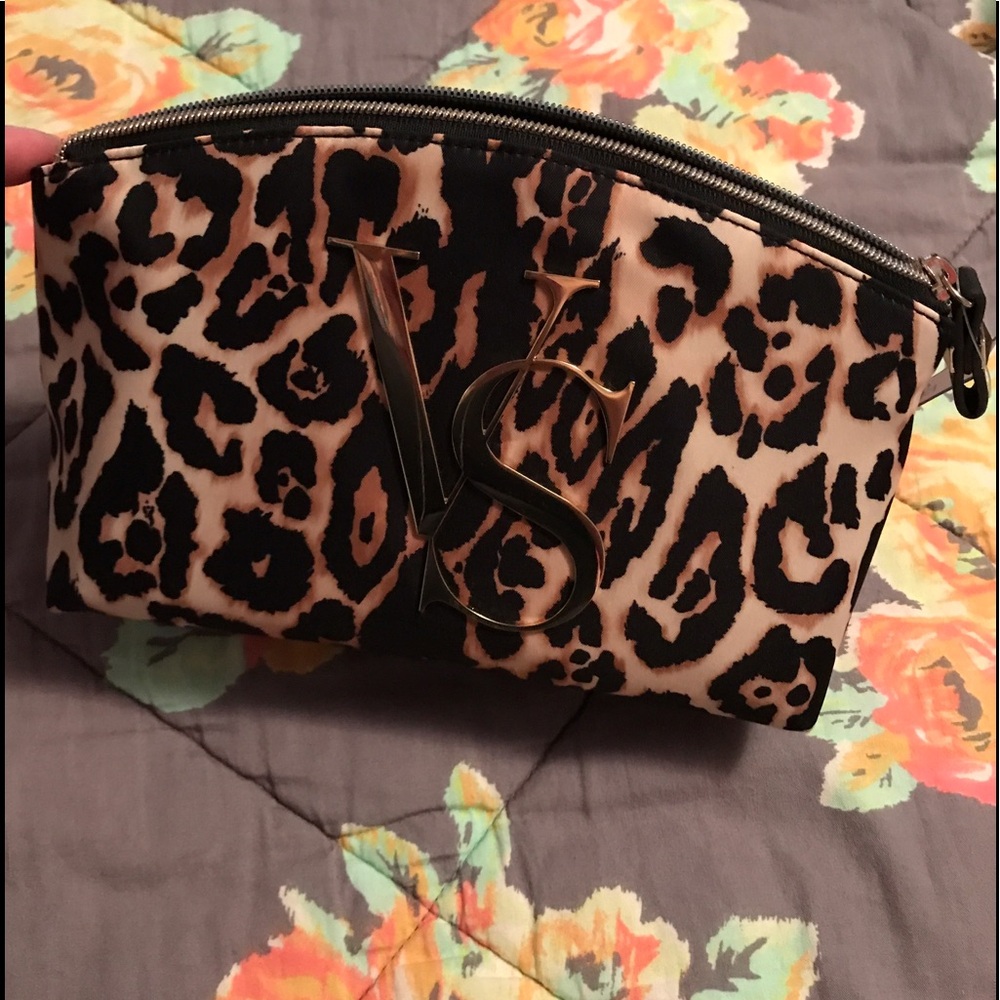 COPY - Victoria's Secret makeup bag